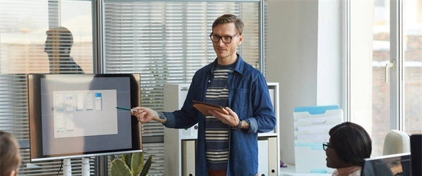 2023泰州市凤凰艺术学校开设的专业一览表