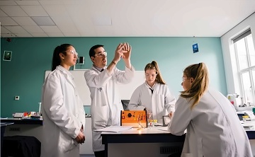 英国阿德科特女子中学A-Level课程