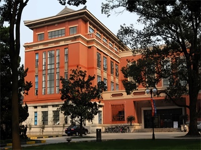 上海应用技术大学国际教育中心学士桥（日本）