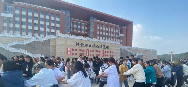 云南能源职业技术学院五年制大专2021年学费、收费多少