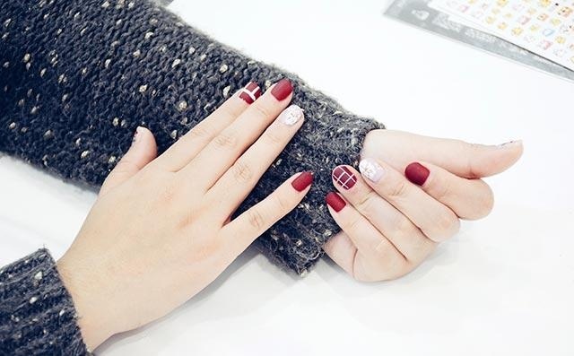 今年流行的法式美甲