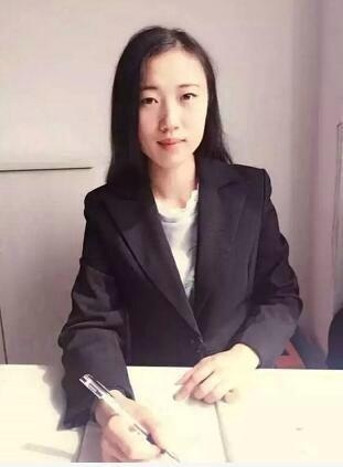 中加枫华国际初中PBL课堂：老师