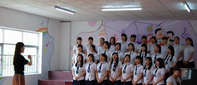 石家庄华韵艺术中专学校