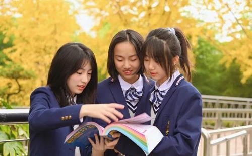 重庆双语学校国际部