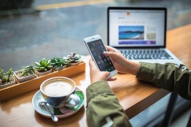 企业直接到达内人才基地现场宣讲、面试、录取