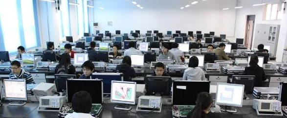 张掖市万通职业技术学校