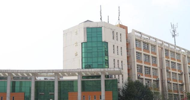 咸宁职业技术学院8