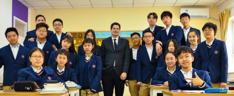 北京中关村外国语学校小学部