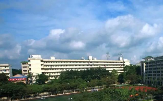 广州嘉利山学院2023年入学考试