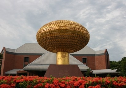 华侨崇圣大学