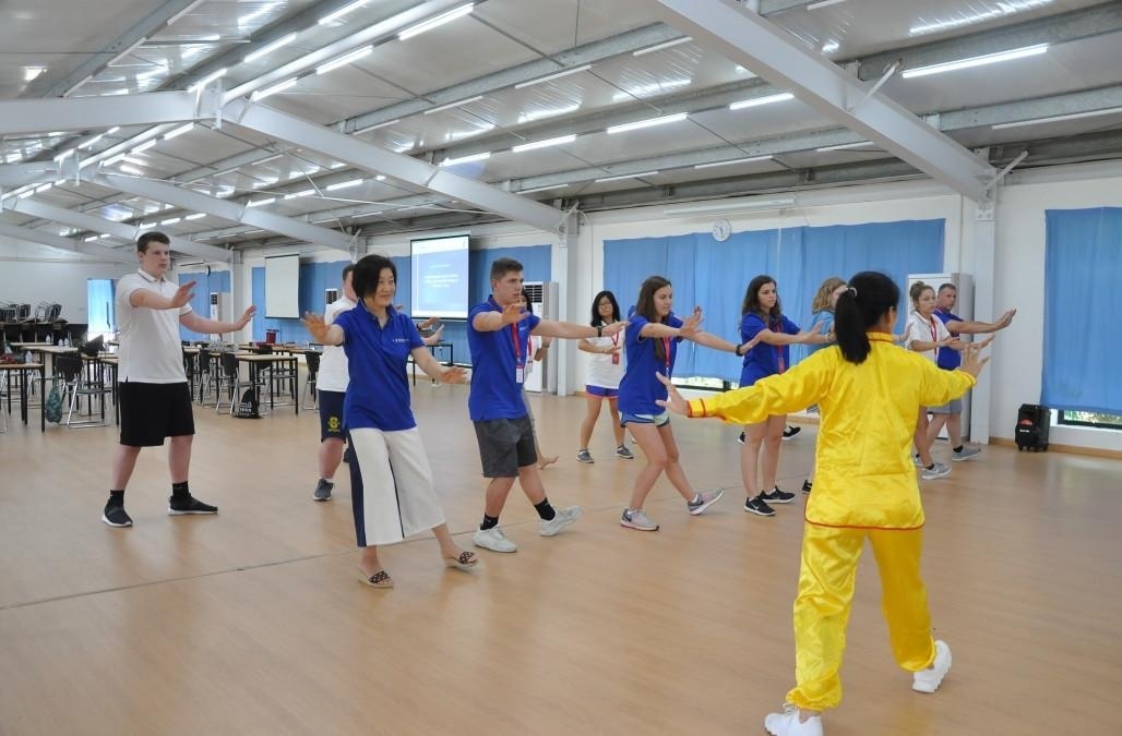 打太极拳.jpg