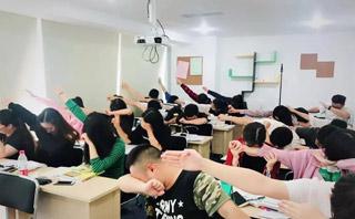 成都辰品外语培训