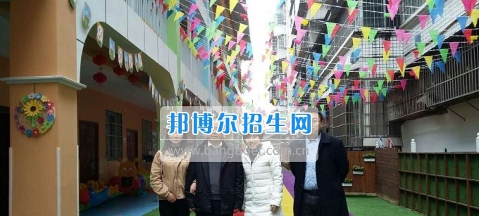 南充师范学校蔡礼儒校长赴高坪、嘉陵参加实习就业基地挂牌并看望实习生