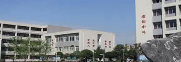 大邑县职业高级中学2022年宿舍条件