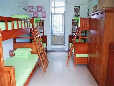 学生六人宿舍