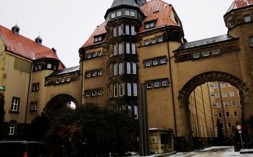 德累斯顿工业大学