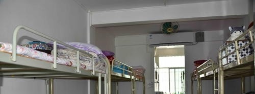 成都市恒辉技工学校宿舍条件
