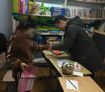 美国蓝带汇点高中Autism活动心得：与孩子们的小美好