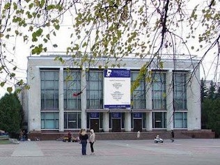 切尔卡瑟工程技术大学