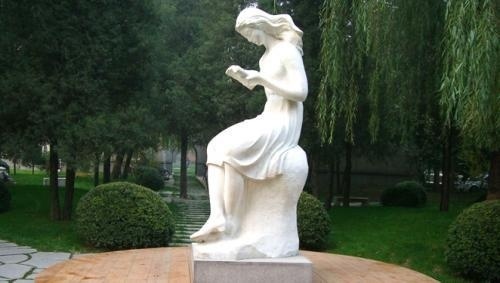 北京外国语大学（北外英语国家留学网）