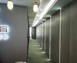 校区走廊