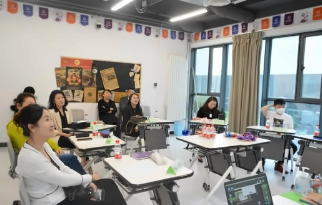 北京四中国际课程佳莲校区