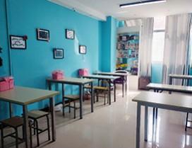 郑州妆点学校