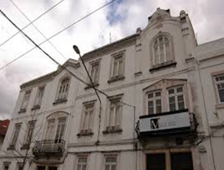 米格尔·托加高等学院