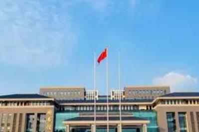 成都医学院是不是双大学？