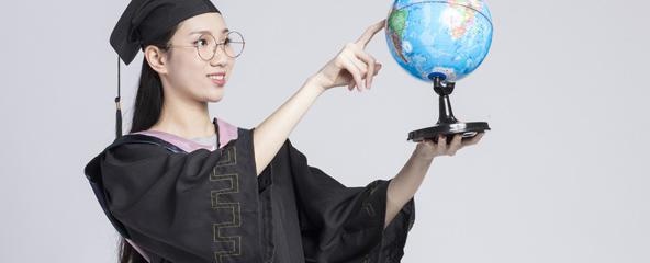 高学历，海归团队