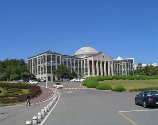 共爱学园前桥国际大学