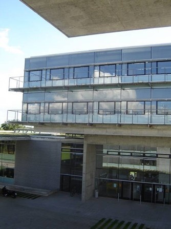 西海岸应用技术大学