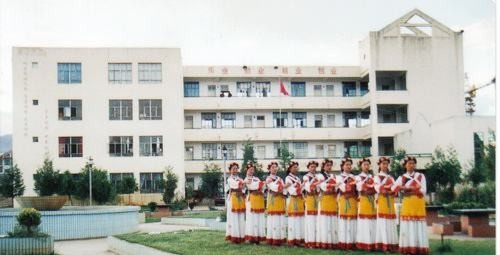 富宁县民族职业高级中学招生办