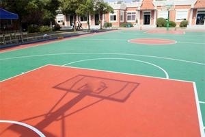 领科教育上海校区篮球场