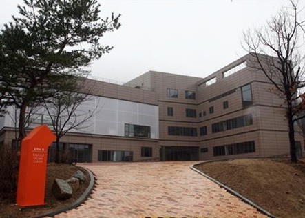 青江文化产业大学