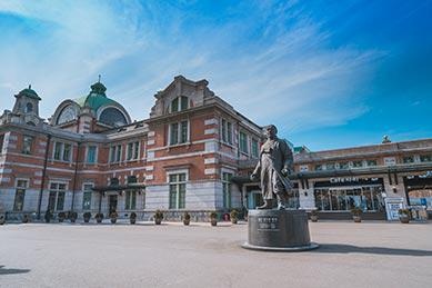 准备在韩国读书,自己是想在韩国读大学的高中毕业生。