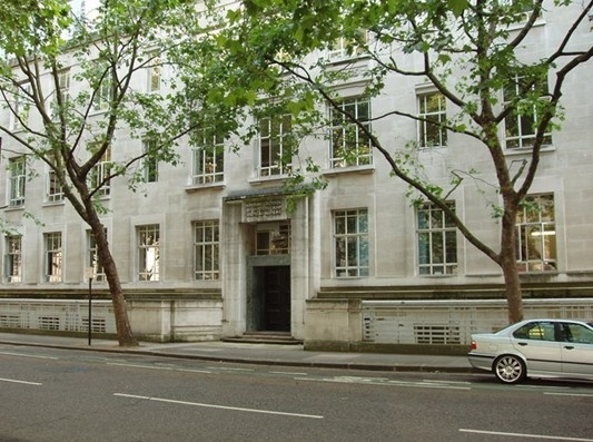 伦敦卫生与热带医药学院