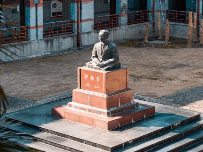 华东政法大学-美国预科课程