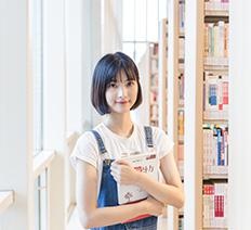 在校学生