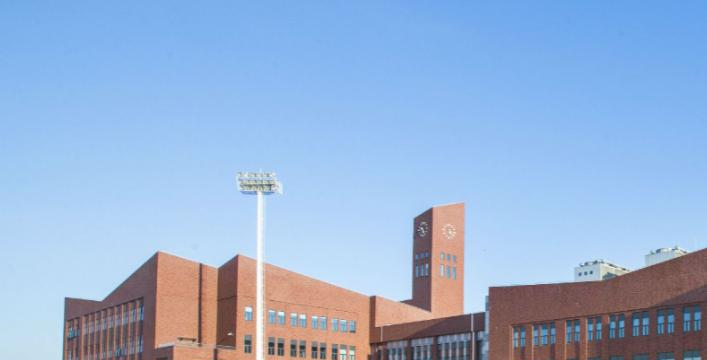 上海德闳学校初中部2023年入学条件