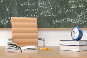 本科学历报考华北电力大学在职研究生在什么时候考试