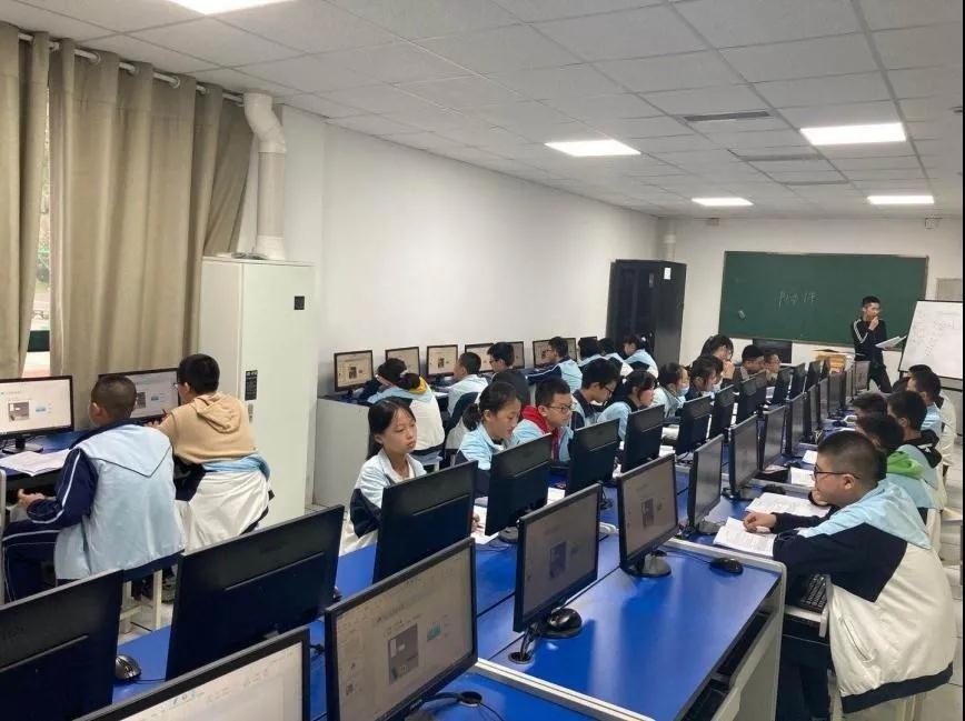 成都绵实外国语学校双语班