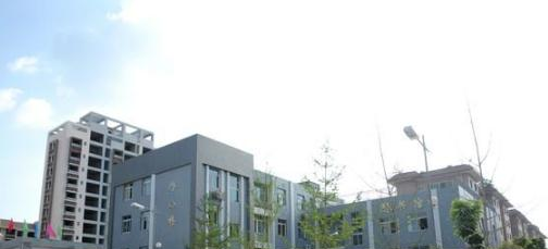 万源大竹河职业中学