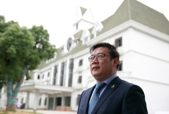 李远校长.jpg