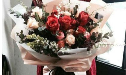 模块三：现代时尚花礼设计