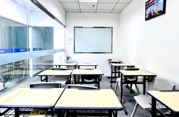 济南朗阁教育小教室