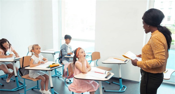 成都棠湖科学技术学校