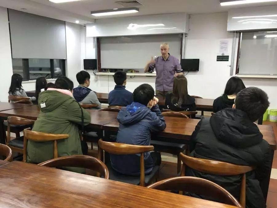 Johannes 学术校长.jpg