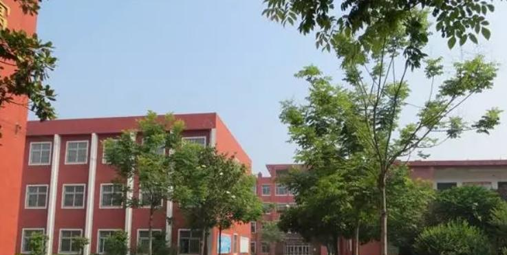 新疆巴音郭楞蒙古自治州卫生学校2022年报名条件、招生要求、招生对象