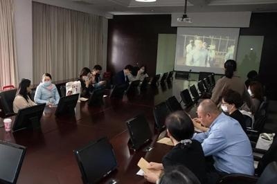 家长开放日.jpg